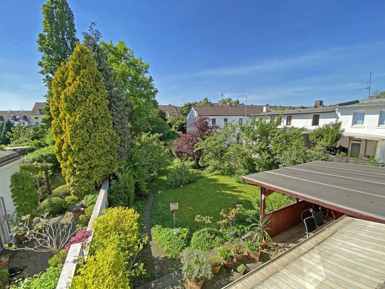 Ausblick zum Garten